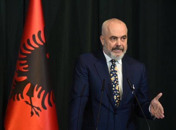 阿尔巴尼亚举行议会选举 民调显示社会党可能胜出
